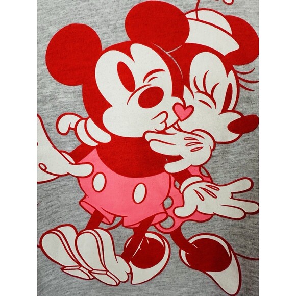 Disney Mickey & Minnie Mouse Sweet Love Graphic Tee Gray Women Medium NWT - Picture 5 of 11